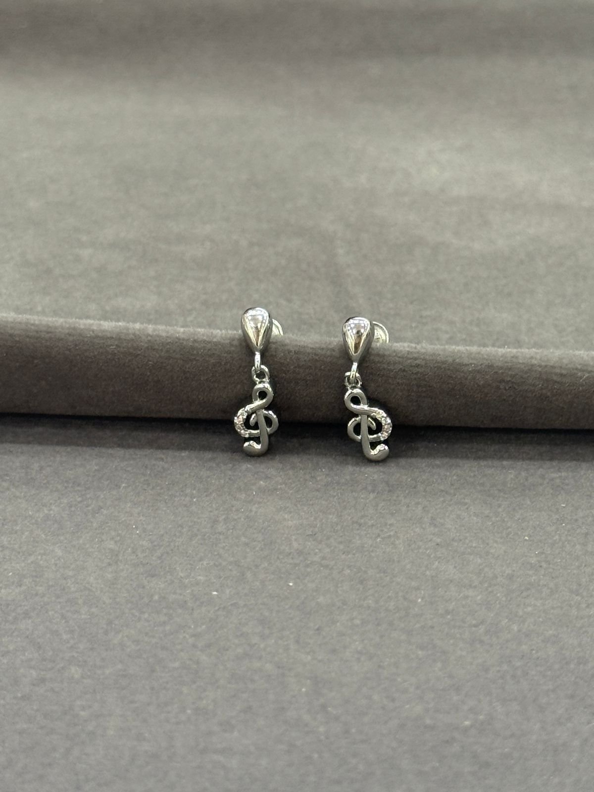 92.5 Silver Baby Music Charm Drops 